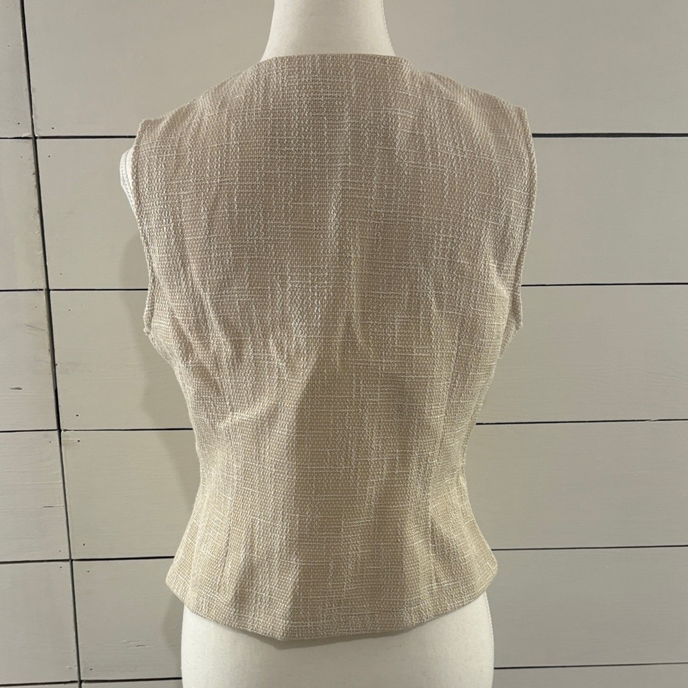 Beige Linen Button-Up Vest - Picture 4 of 6